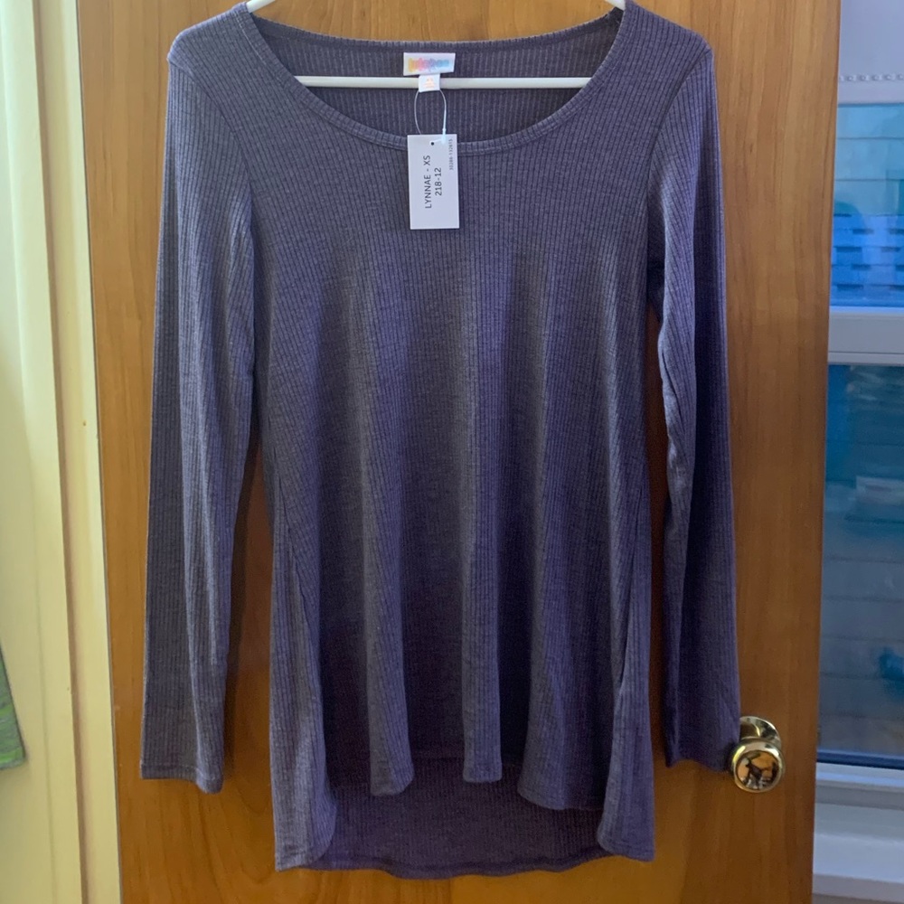 ⭐️LuLaRoe Lynnae Top